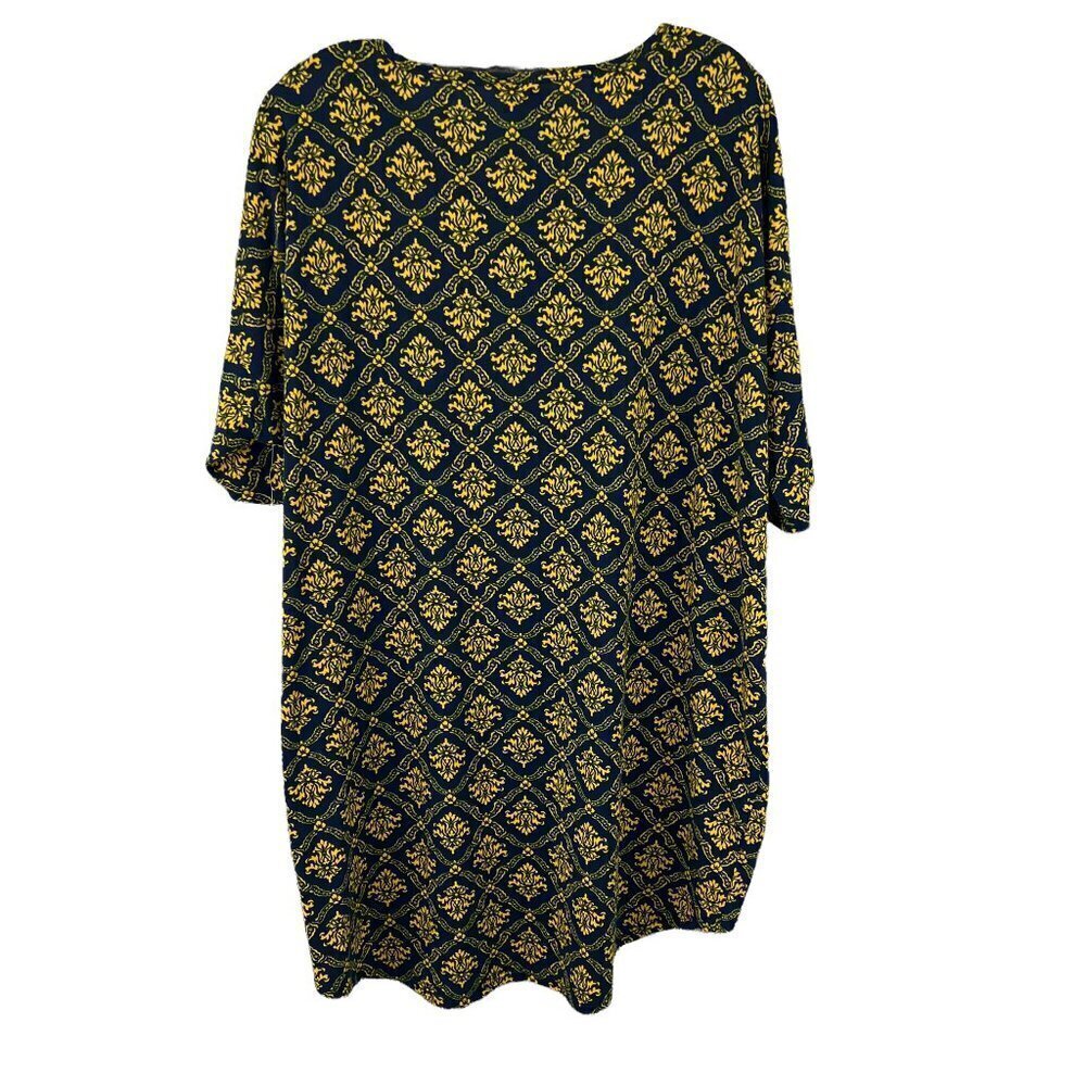 LuLaRoe Women's Size L Irma Shirt Top NWT - Picture 2 of 4